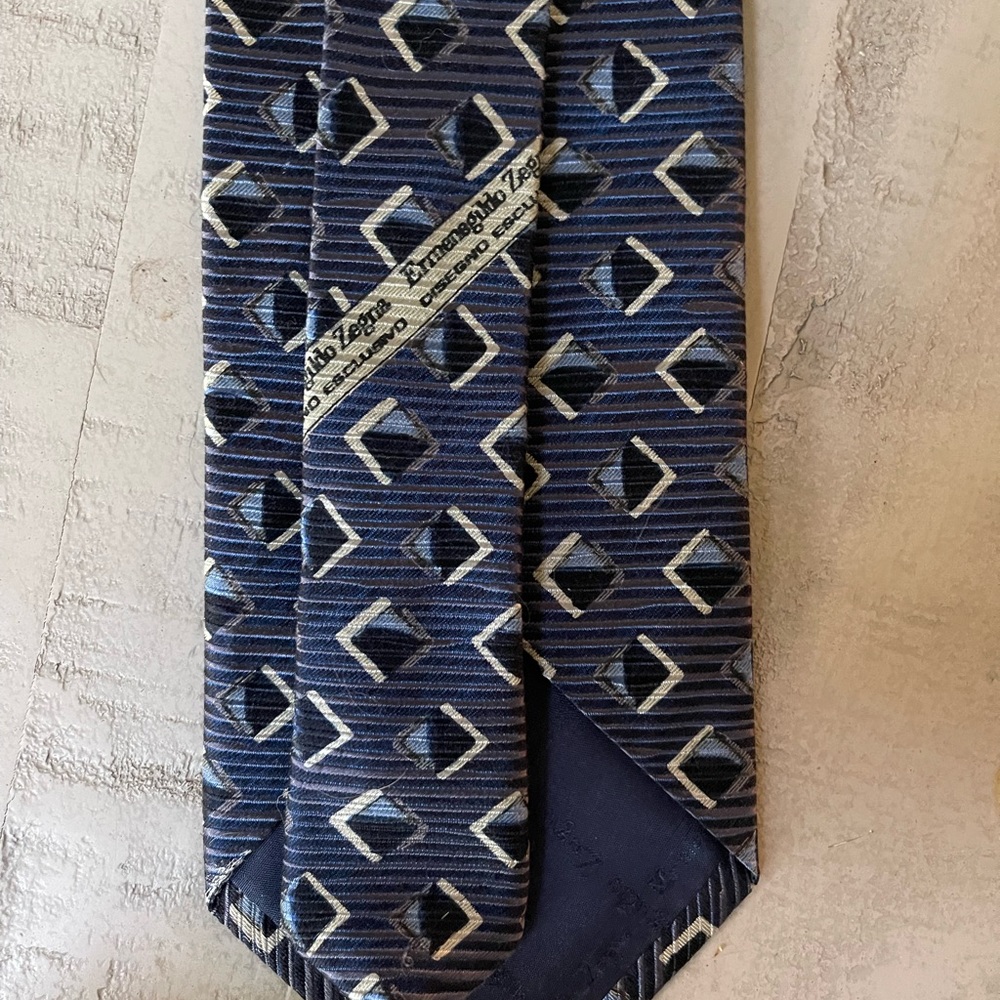 Ermenegildo Zegna vintage tie made in Italy!
